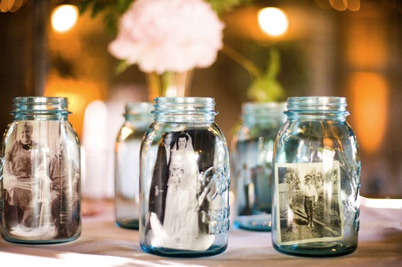 Here are some fun ways to incorporate mason jars into your wedding or event